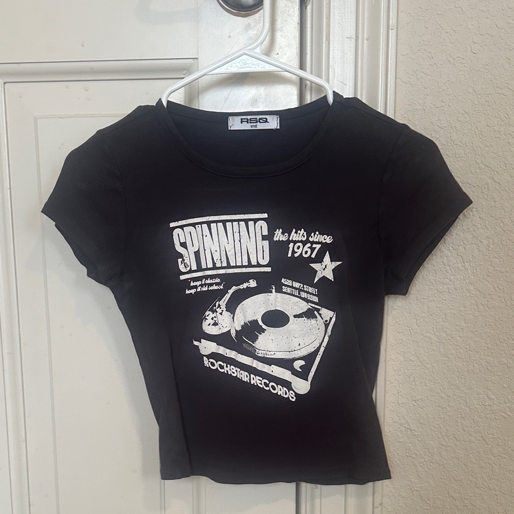 RSQ Black Cropped Tee with Record Graphic